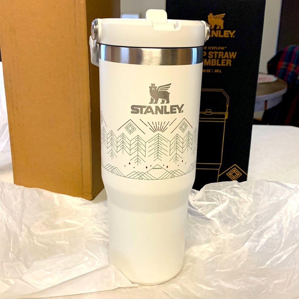 STANLEY WINTERSCAPE FLIP STRAW TUMBLER 30 0z
